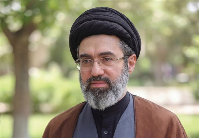 مجلس خبرگان: مواضع حکیمانه رهبر معظم انقلاب، نصب‌العین مسئولان باشد