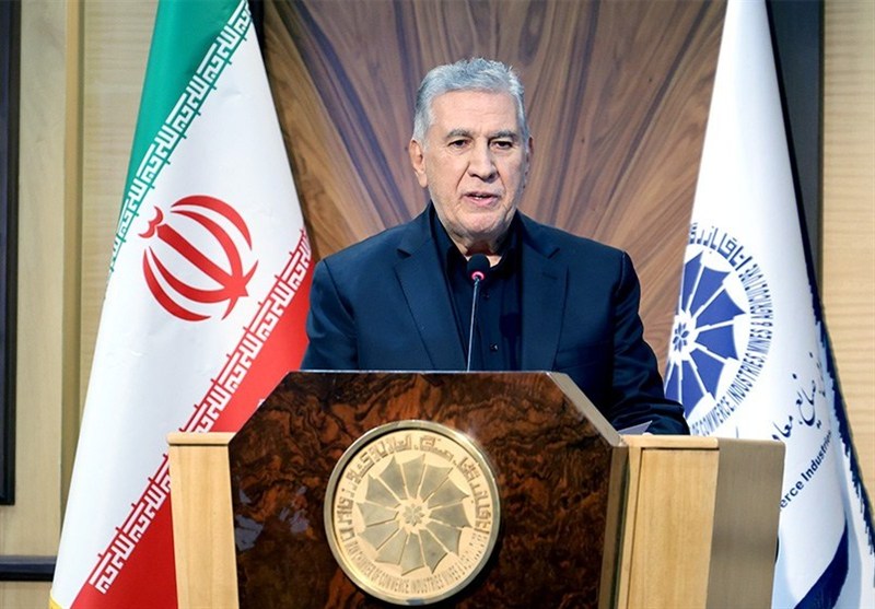 رئیس اتاق ایران: بخش خصوصی برای تأمین معیشت مردم در کنار دولت است