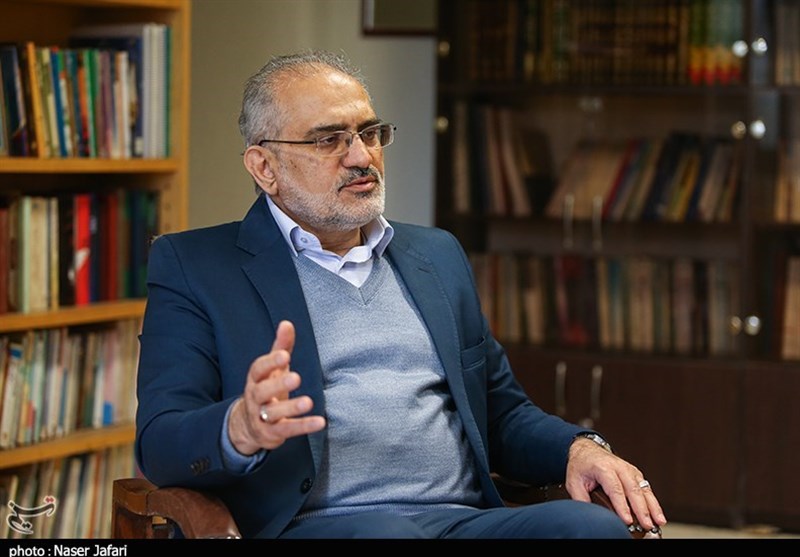 حسینی: موضع‌گیری‌های سیاسی نباید به تقویت ترامپ و نتانیاهو منجر شود